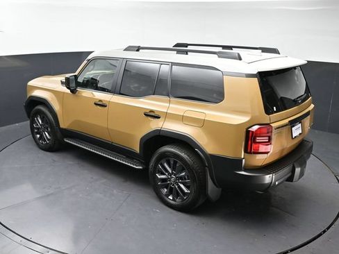 Used 2026 Toyota Land Cruiser w/ Premium Package AWD/4WD image 33