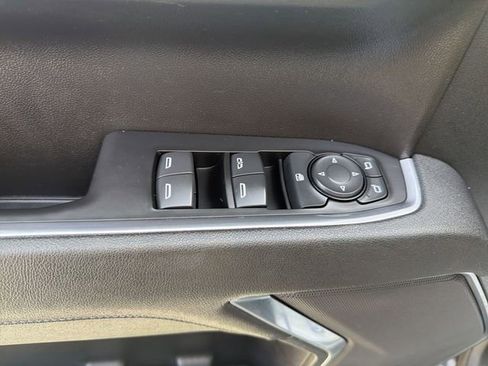 Used 2025 Chevrolet Silverado 1500 LT AWD/4WD image 24