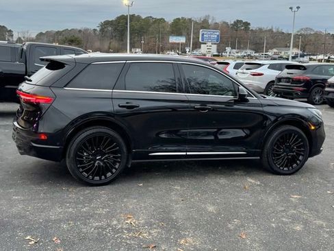 Used 2022 Lincoln Corsair Reserve image 7