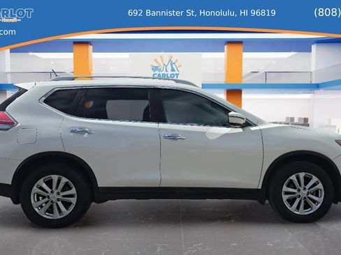 Used 2016 Nissan Rogue SV w/ SV Premium Package FWD image 5