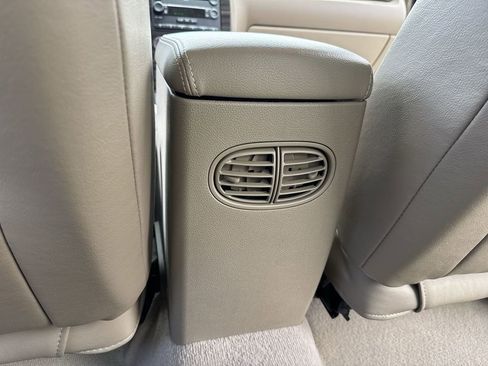 Used 2006 Mercury Montego Luxury FWD image 37