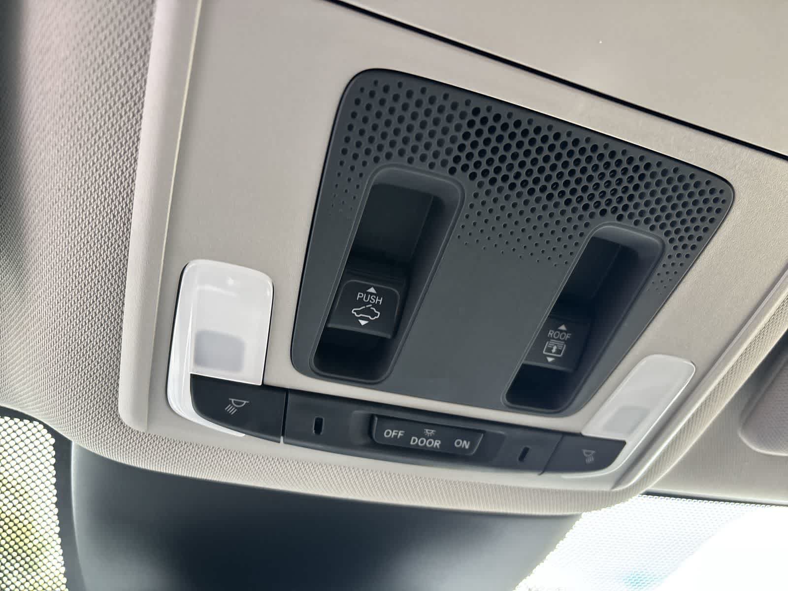Used 2025 Honda Pilot Touring image 28