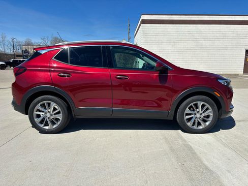 Used 2023 Buick Encore GX Essence w/ Experience Buick Package FWD image 6