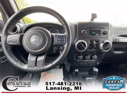 Used 2017 Jeep Wrangler Unlimited Sahara image 10
