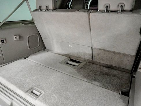 Used 2011 Lincoln Navigator L 4WD image 8