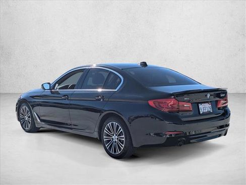 Used 2019 BMW 530i xDrive w/ Executive Package image 8