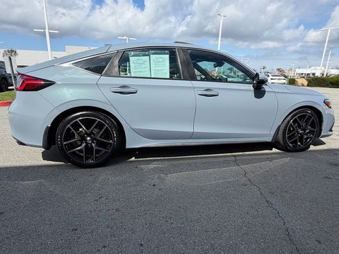 Used 2022 Honda Civic Sport Touring image 7