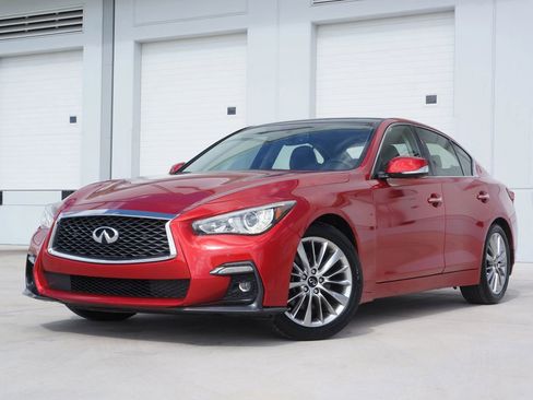 Used 2023 INFINITI Q50 Luxe w/ Cargo Package image 4