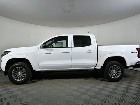 New 2026 Chevrolet Colorado LT image 16