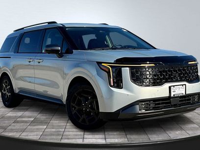 Used 2025 Kia Carnival SX Prestige