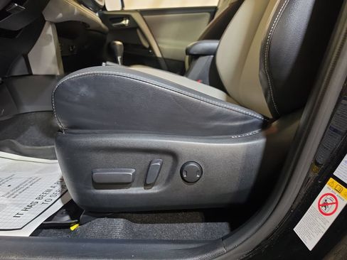 Used 2018 Toyota RAV4 Limited w/ Advanced Technology Package AWD/4WD image 14