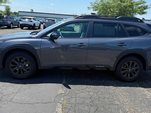 Certified 2025 Subaru Outback Onyx Edition XT image 6