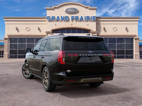 New 2027 Ford Expedition King Ranch RWD image 9