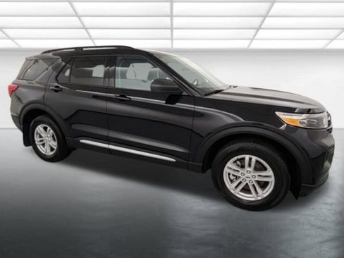 Certified 2023 Ford Explorer XLT AWD/4WD image 10