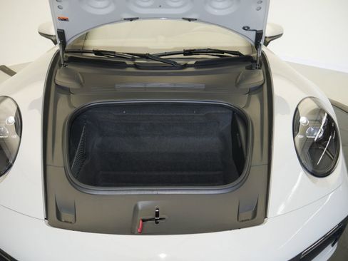 Certified 2024 Porsche 911 Targa 4 GTS AWD/4WD image 12