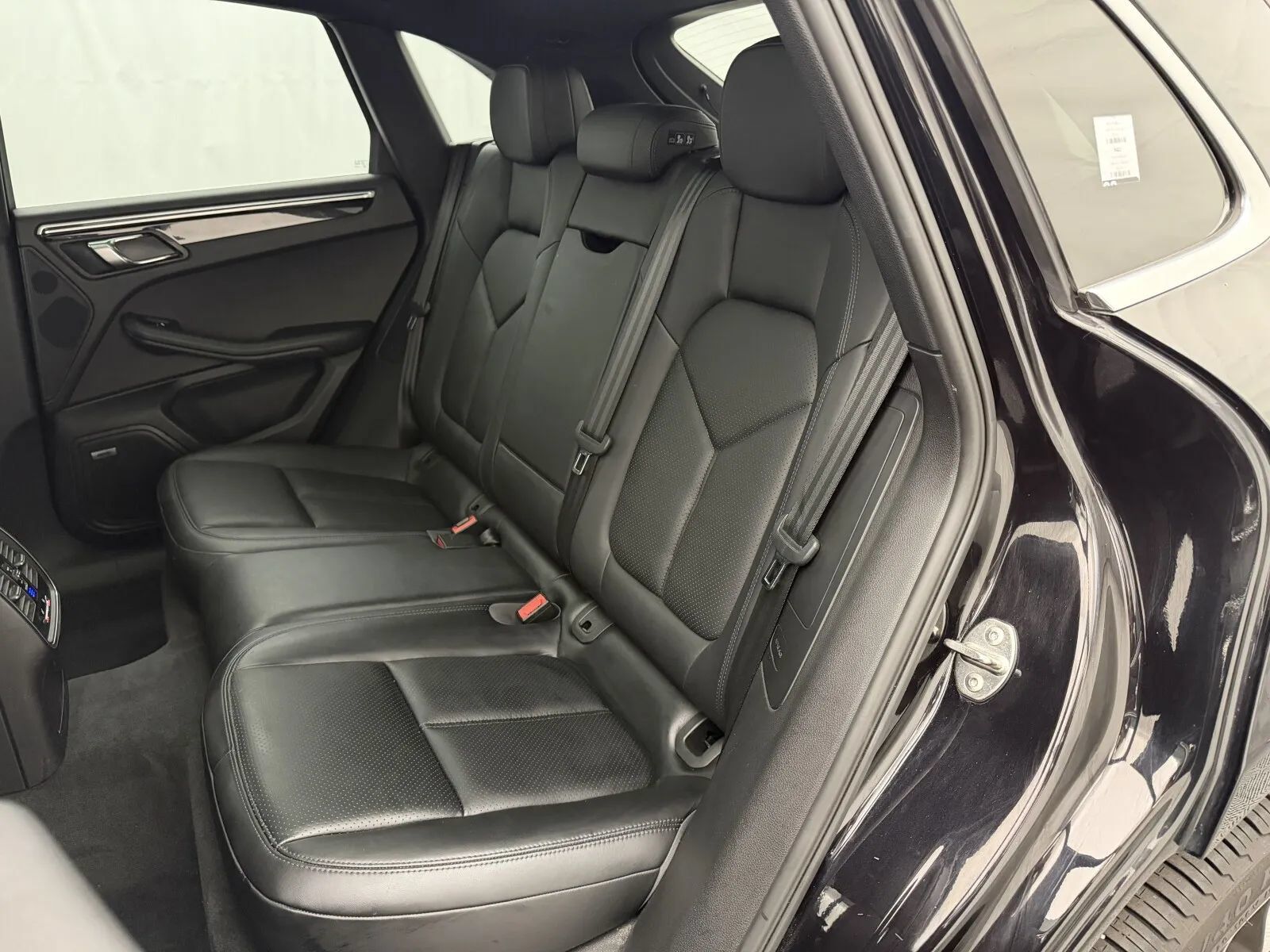 Used 2016 Porsche Macan S AWD/4WD image 20