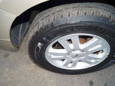 Used 2006 Ford Explorer Eddie Bauer image 14