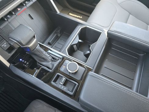 Used 2022 Toyota Tundra SR5 w/ SR5 Premium Package image 22