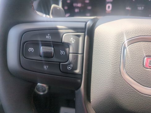 Used 2025 GMC Sierra 1500 AT4 w/ AT4 Premium Package AWD/4WD image 16