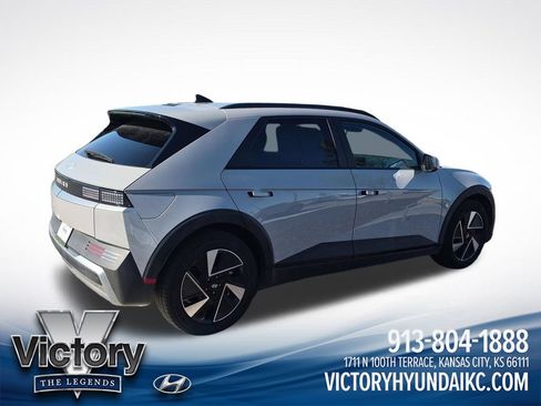 Used 2025 Hyundai Ioniq 5 SEL RWD image 11