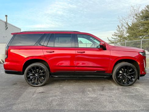 Certified 2023 Cadillac Escalade Sport Platinum image 9