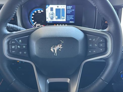 Certified 2022 Ford Bronco Badlands AWD/4WD image 10