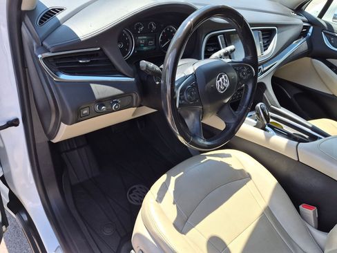 Used 2019 Buick Enclave Essence AWD/4WD image 15