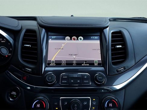 Used 2015 Chevrolet Impala LTZ image 36