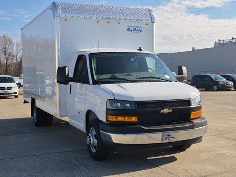 New 2025 Chevrolet Express 3500 Work Van w/ Power Convenience Package image 1