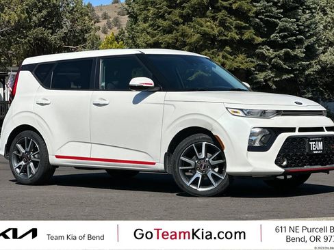 Used 2021 Kia Soul GT-Line FWD image 1