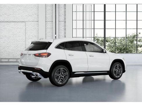 New 2026 Mercedes-Benz GLA 250 4MATIC image 21