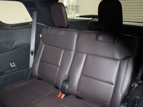 New 2026 Ford Explorer Platinum RWD image 25