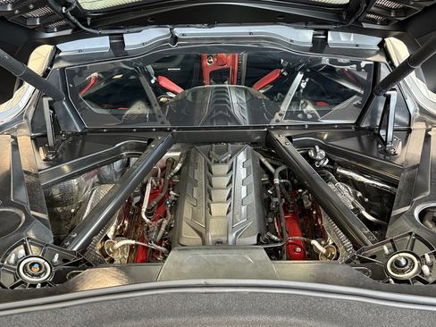 New 2025 Chevrolet Corvette Stingray Preferred Cpe w/ Z51 Performance Package image 9