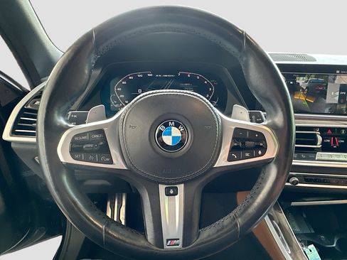 Used 2021 BMW X5 M50i w/ Premium Package AWD/4WD image 11