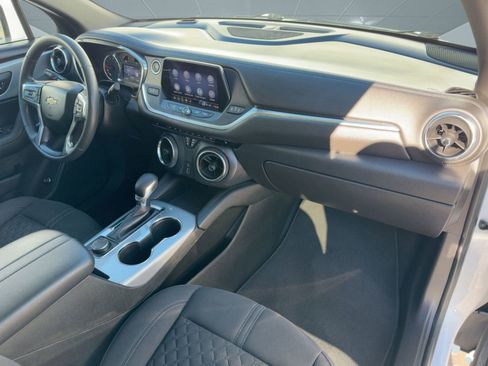 Used 2022 Chevrolet Blazer LT image 28