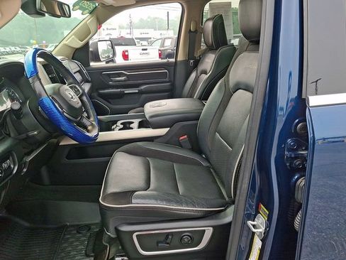 Used 2020 RAM 1500 Laramie AWD/4WD image 13