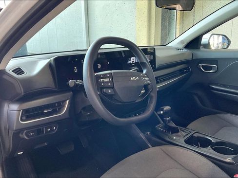 Used 2025 Kia K4 FWD image 4