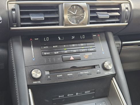 Used 2018 Lexus IS 300 w/ Comfort Package RWD image 19