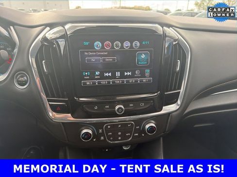 Used 2018 Chevrolet Traverse LT FWD image 11