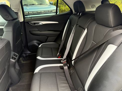 Used 2025 Buick Envision Sport Touring image 11