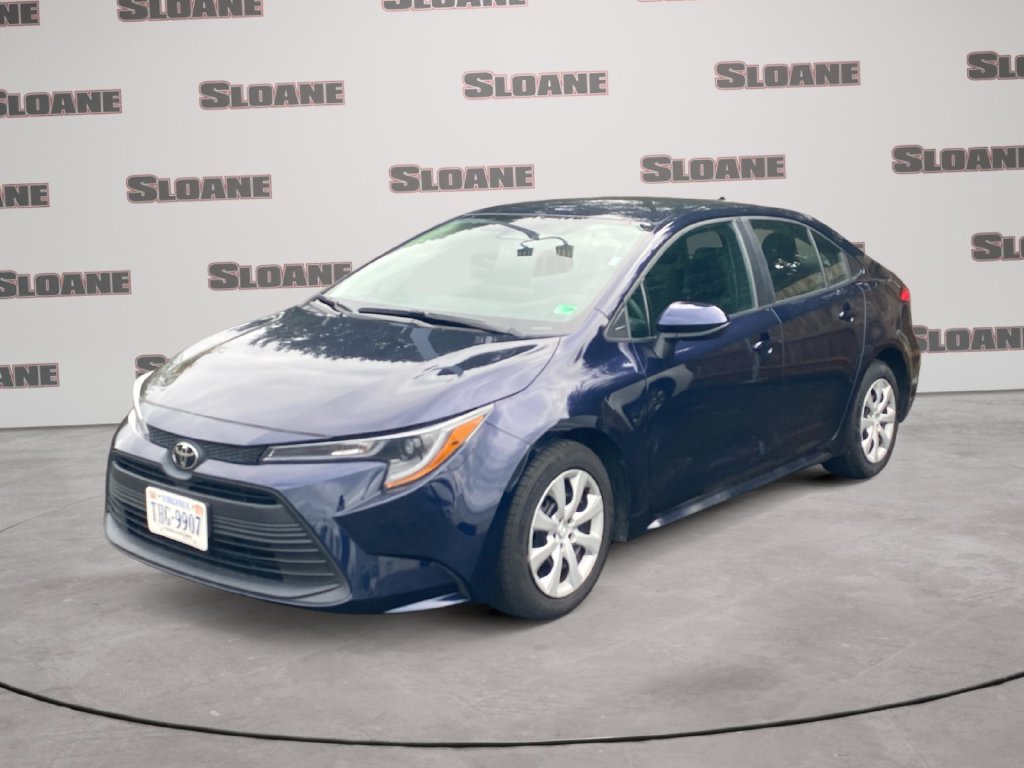 Used 2024 Toyota Corolla LE FWD image 1