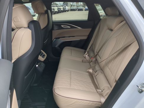 New 2026 Cadillac Lyriq Signature Sport w/ Nappa Leather Package image 16