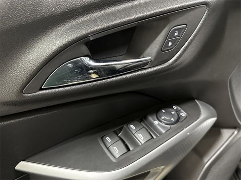 Used 2024 Chevrolet Trax LS w/ LS Convenience Package image 20