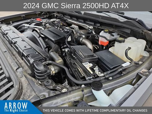 Used 2024 GMC Sierra 2500 AT4X AWD/4WD image 15