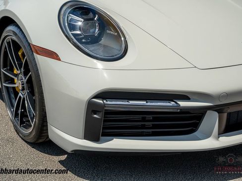Used 2022 Porsche 911 Cabriolet AWD/4WD image 12