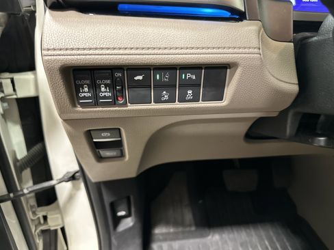 Used 2019 Honda Odyssey Elite image 39