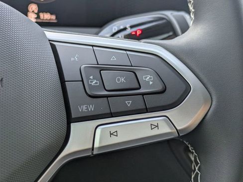 New 2026 Volkswagen Tiguan SE image 26