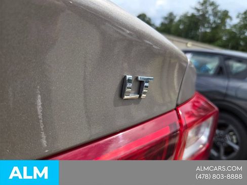 Used 2024 Chevrolet Malibu LT FWD image 15