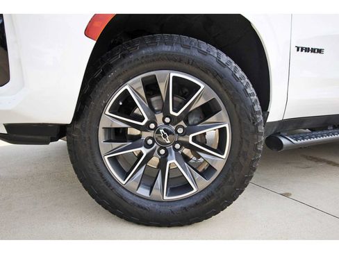 Used 2023 Chevrolet Tahoe Z71 w/ Luxury Package AWD/4WD image 30