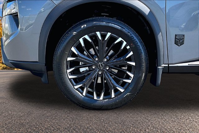 New 2027 Nissan Rogue SV FWD image 13